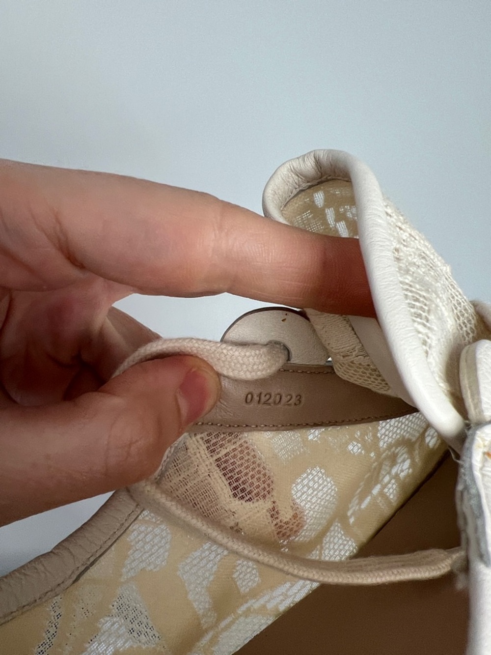 Worn 1x CHLOE Lauren lace mesh sneaker in light beige ecru romantic round toe 40 - Picture 8 of 16
